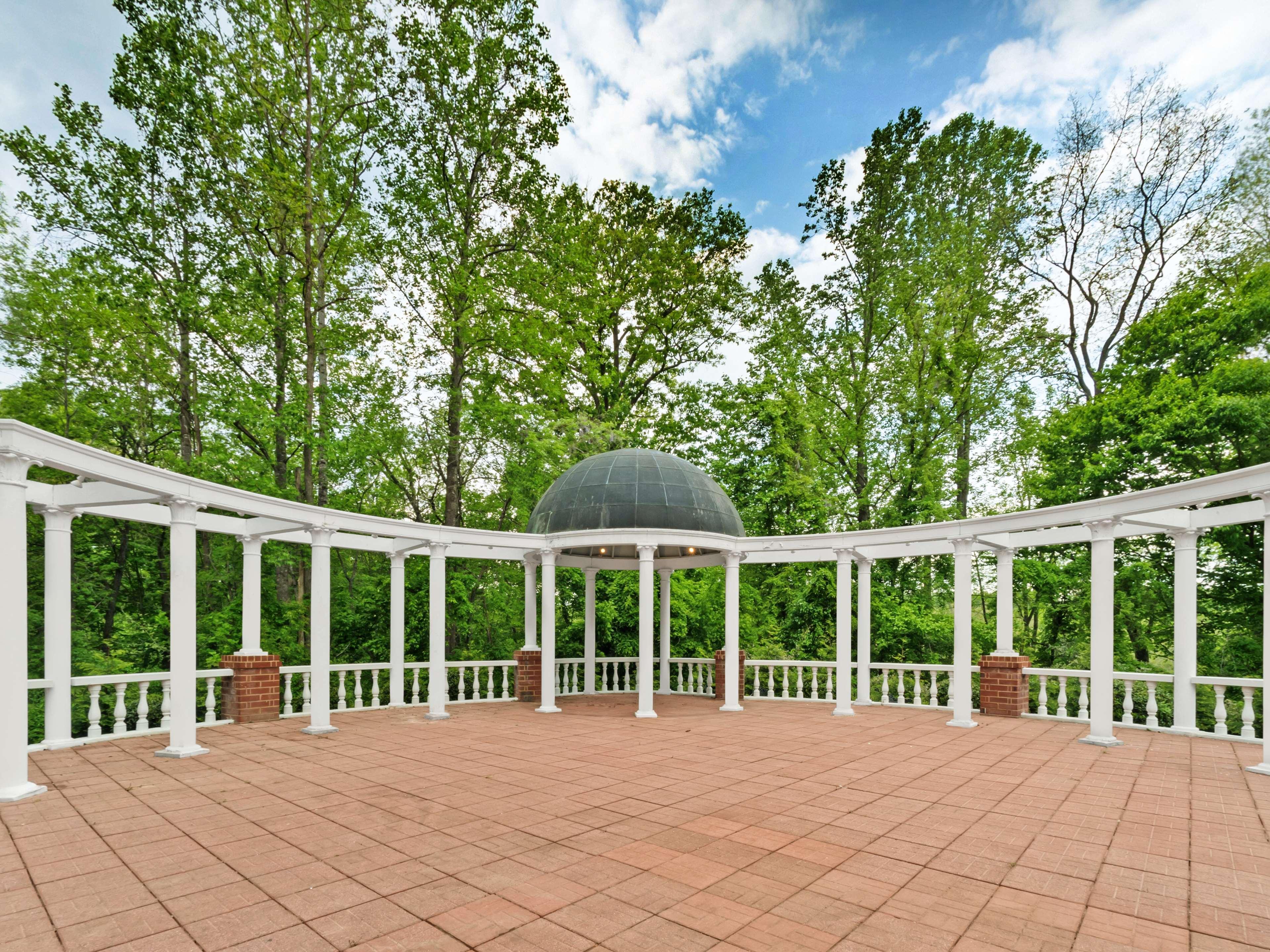 Doubletree By Hilton Charlottesville Exterior foto
