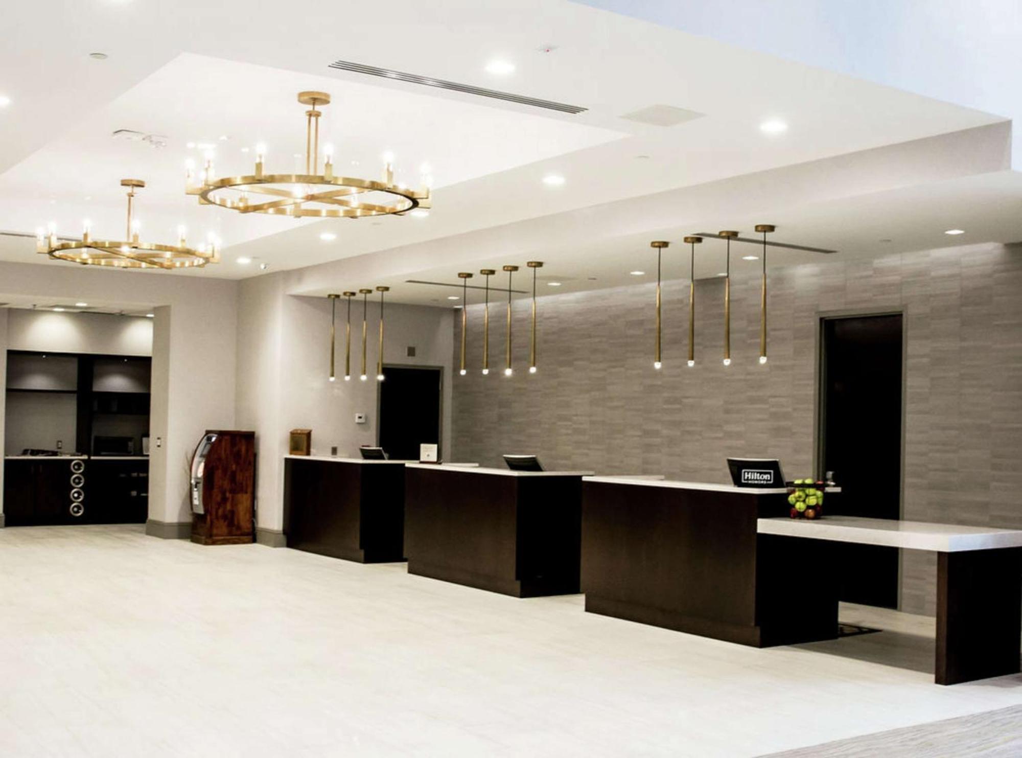 Doubletree By Hilton Charlottesville Exterior foto